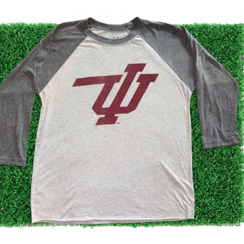 Unbranded Men's Grey and White T-shirt